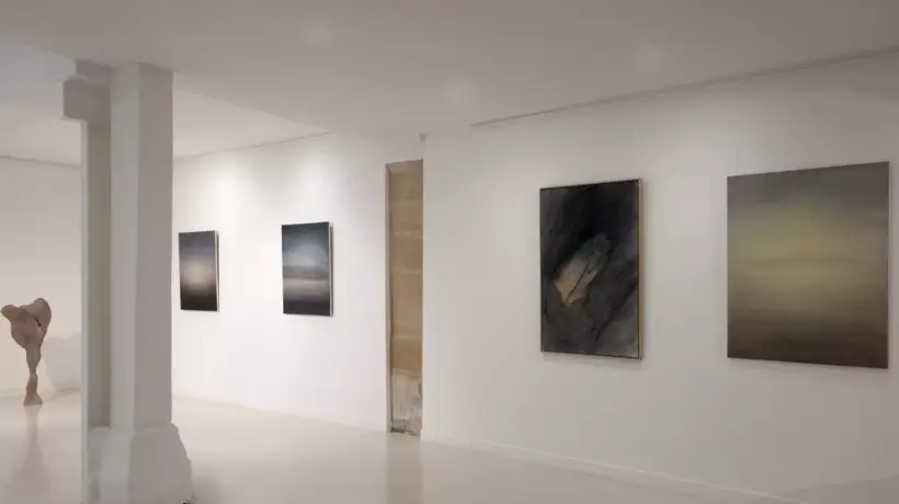 Les oiseaux ne volent que la nuit Group Show — Angèle Guerre, Denis Christophel, Olga Sabko 28 nov - 17 janvier 2025